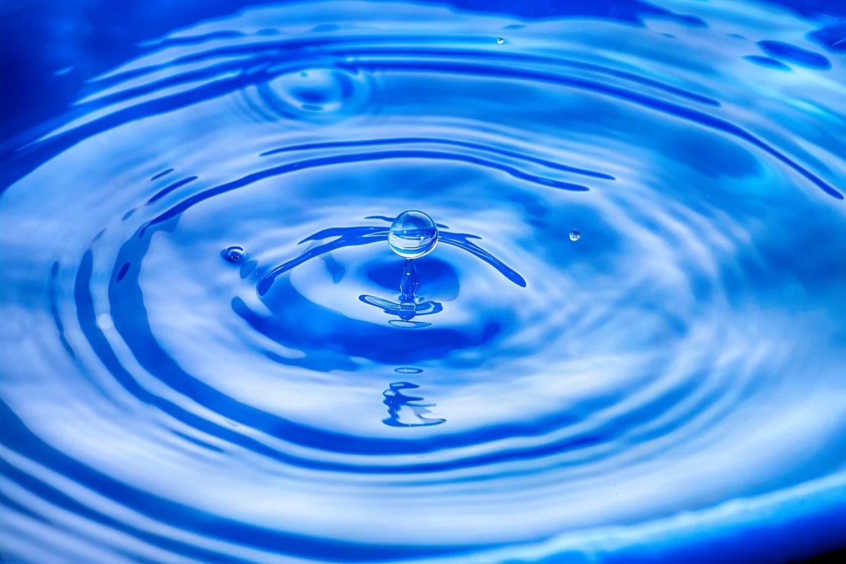 Réparer une fuite d'eau : étapes et conseils essentiels pour 2026