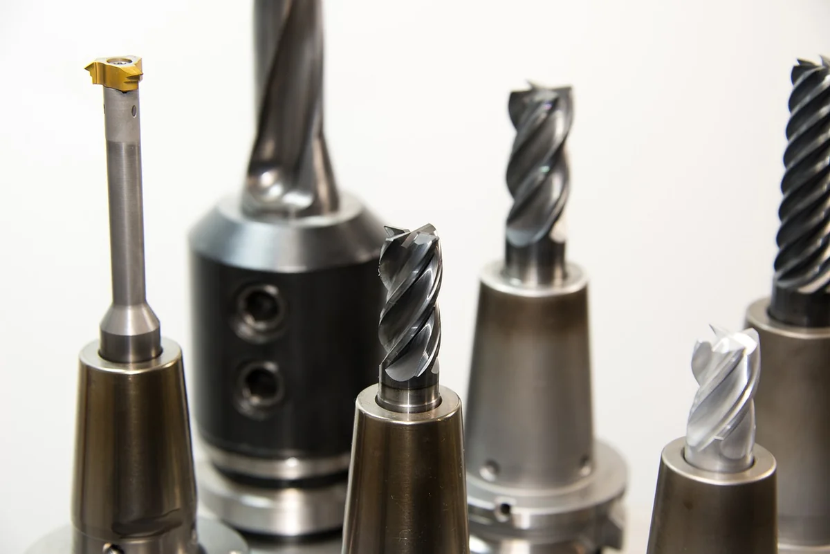 Les meilleurs conseils 2026 pour choisir les outils de bricolage essentiels